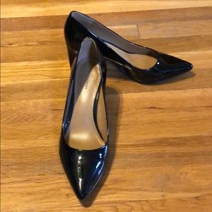 Black patent leather block heels